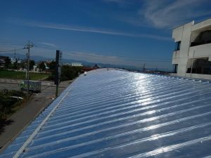 フィットイージー大垣 バイパス店様(岐阜県大垣市)サーモバリアスカイ工法で消費電力削減･暑さ対策の面で効果あり！