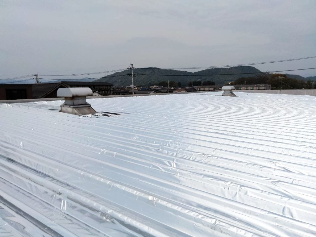二見鉄工所様(岐阜市黒野南)サーモバリアスカイ工法で快適空間へ