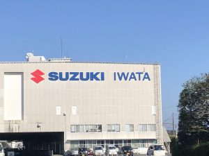 スズキ株式会社磐田工場 様(静岡県浜松市)磐田工場遮熱＆省エネのW効果！ サーモバリアスカイ工法で快適作業環境へ